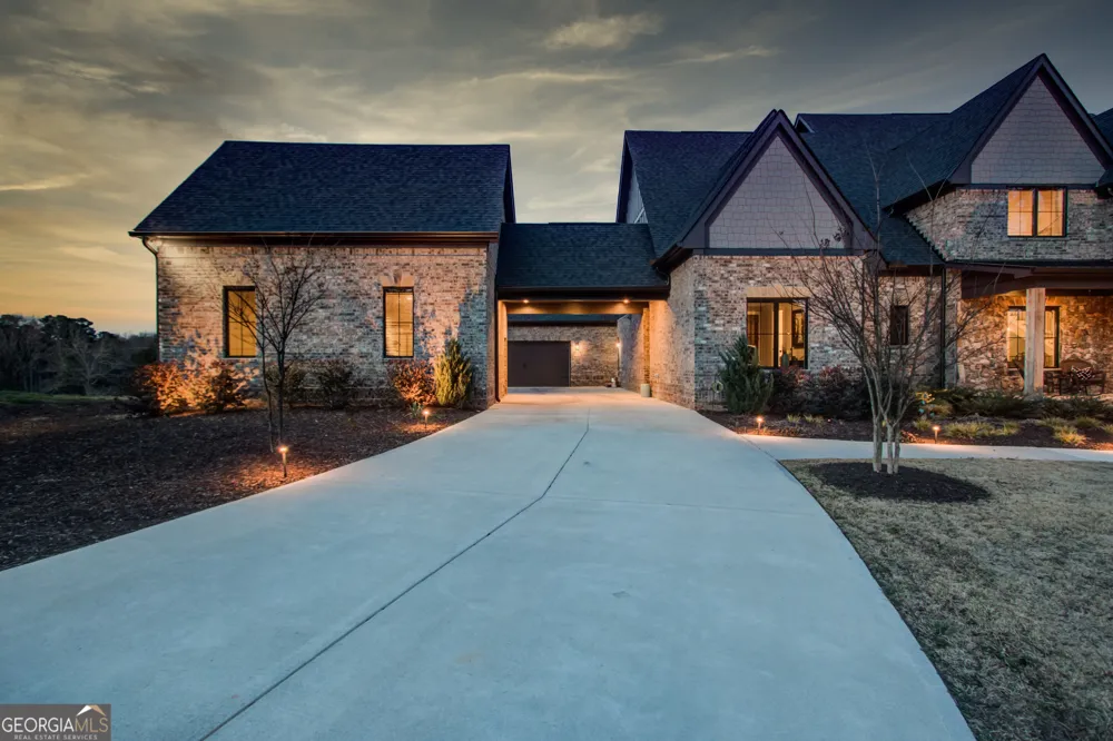 3273 Bailey RD Mulberry, GA 30019