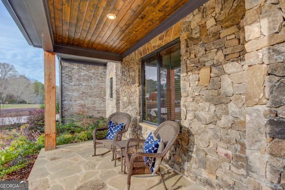 3273 Bailey RD Mulberry, GA 30019