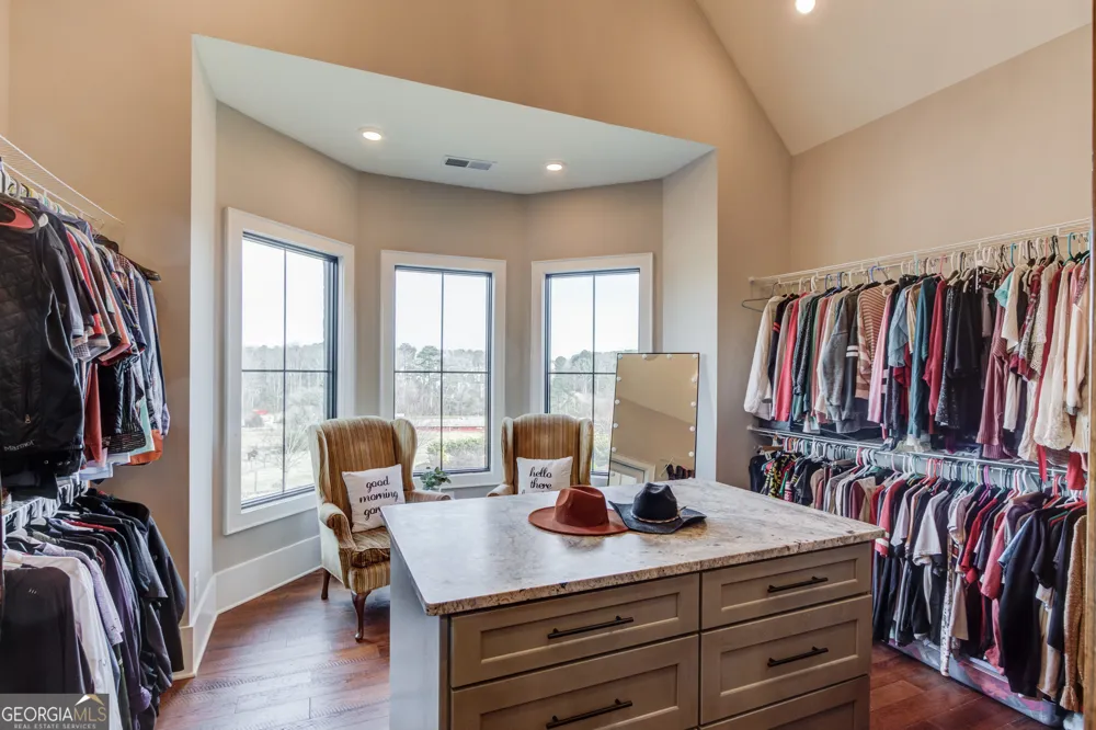 3273 Bailey RD Mulberry, GA 30019