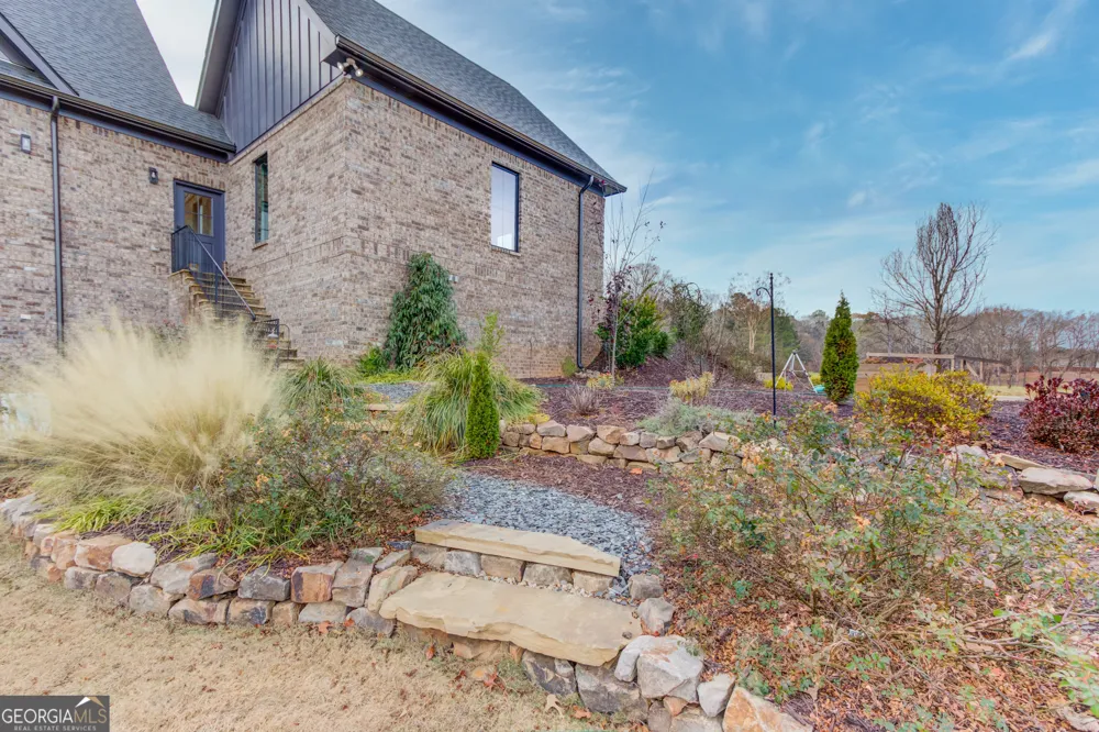 3273 Bailey RD Mulberry, GA 30019