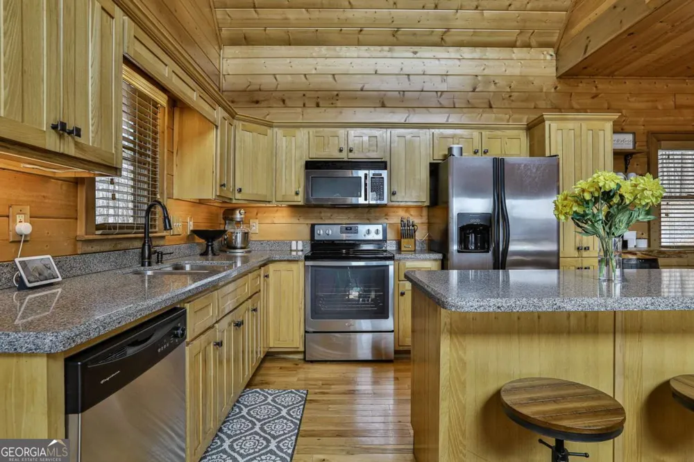 268 Oak Ledge RD Morganton, GA 30560