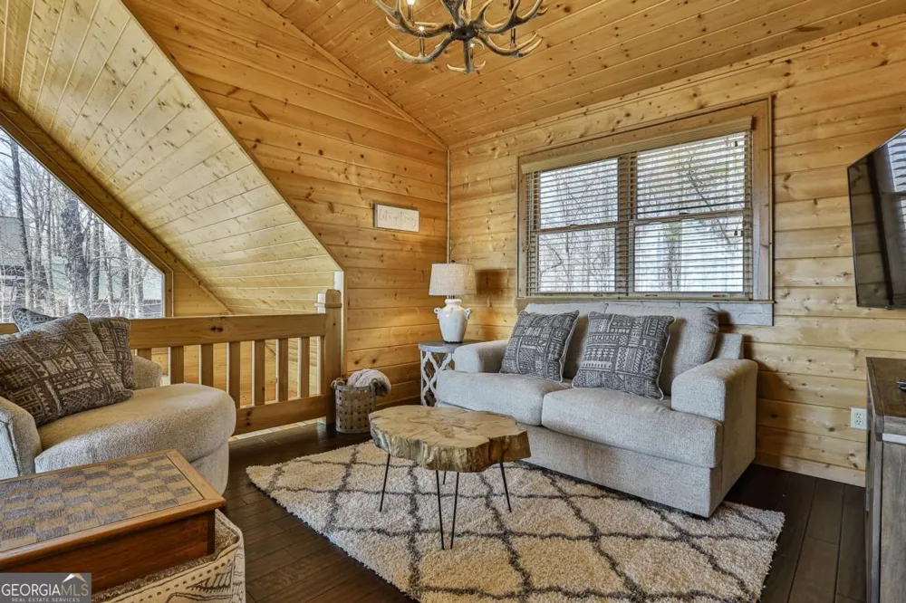 268 Oak Ledge RD Morganton, GA 30560