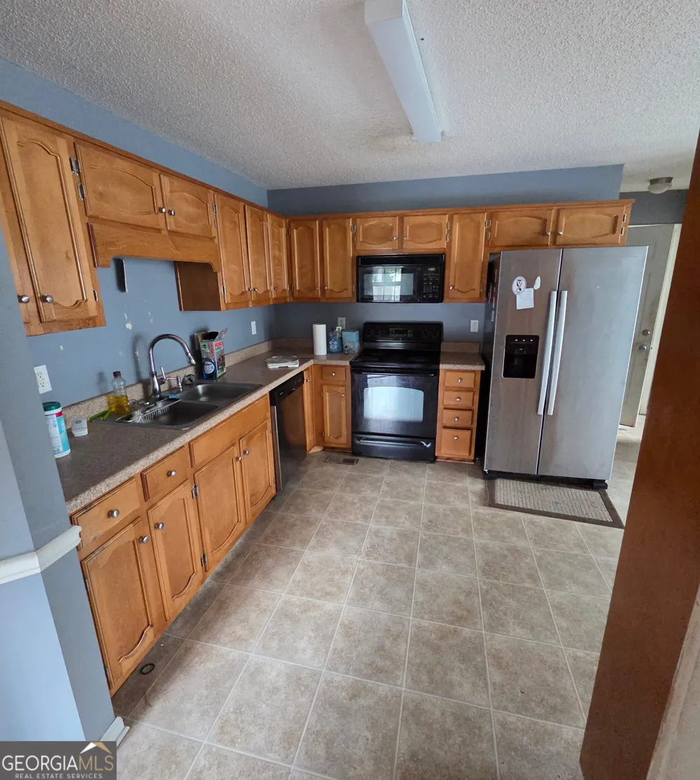 400 Megan PL Temple, GA 30179