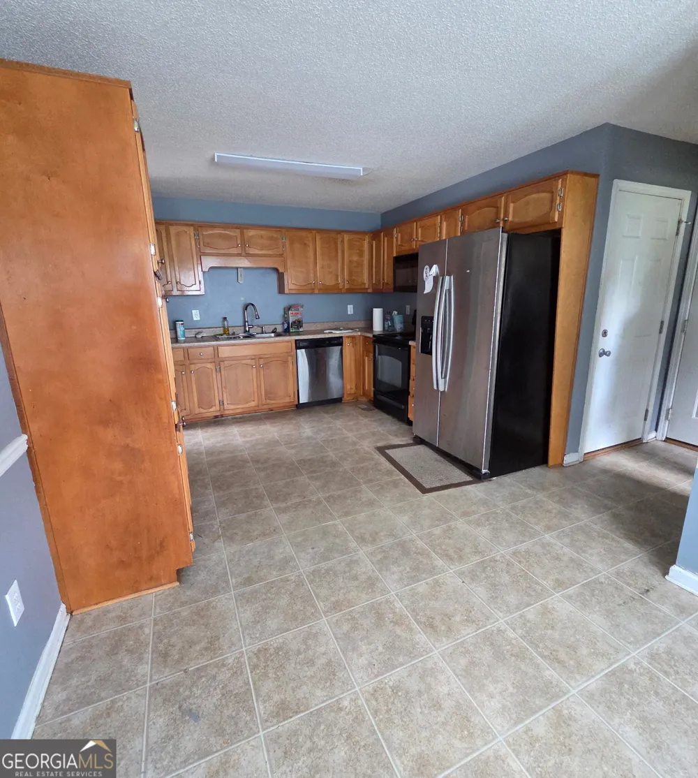 400 Megan PL Temple, GA 30179