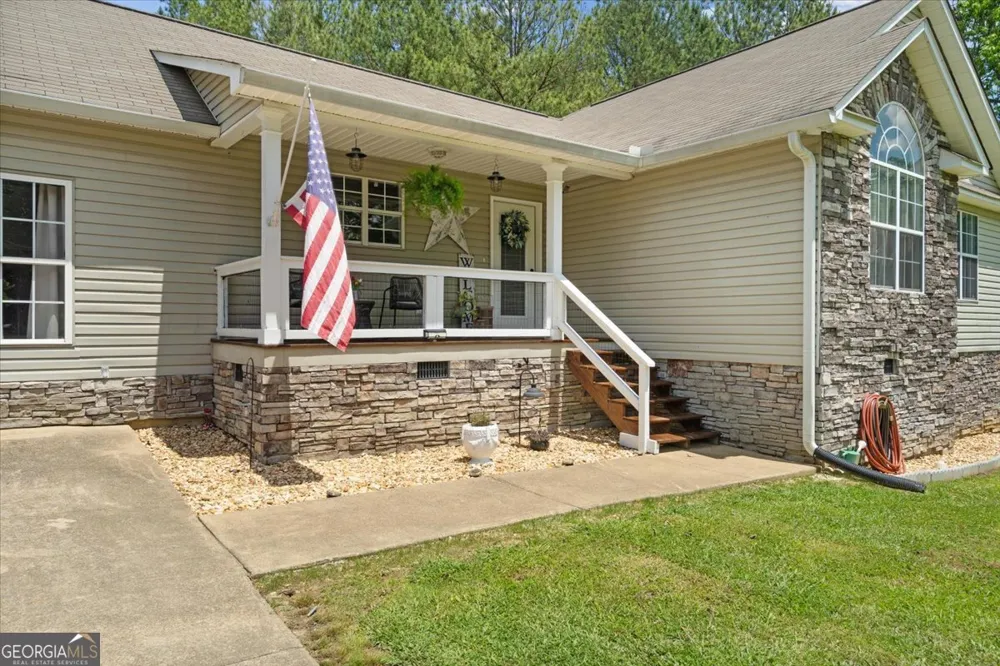 90 Sunset DR Summerville, GA 30747
