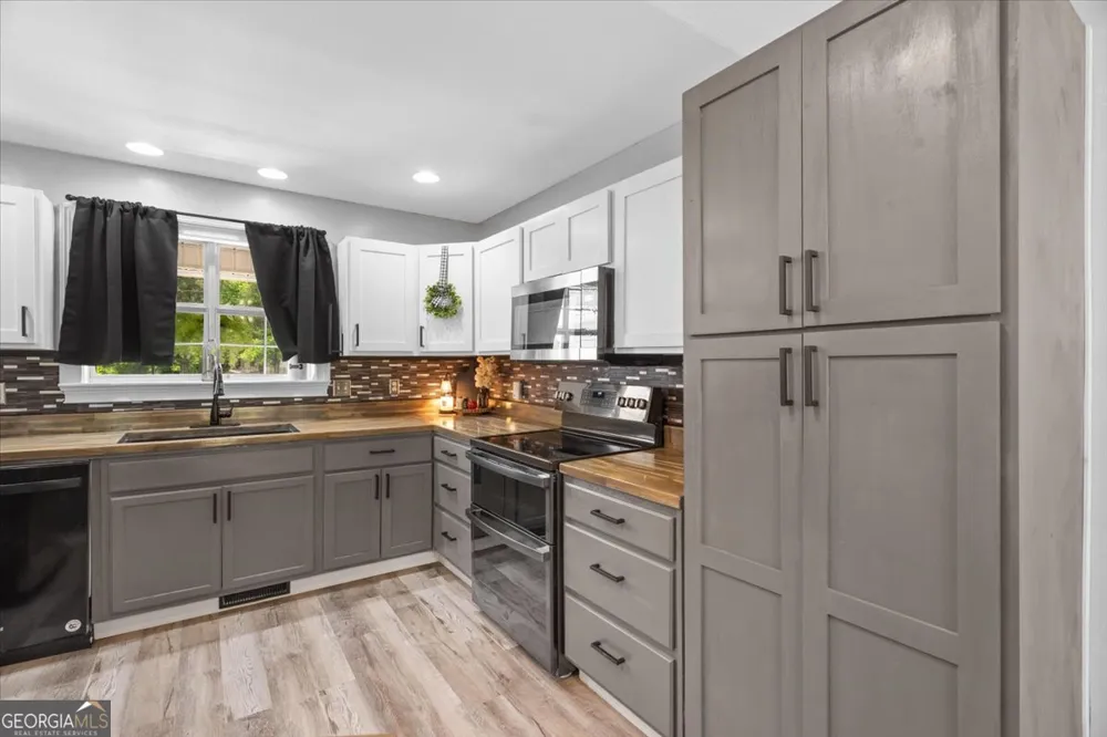 90 Sunset DR Summerville, GA 30747