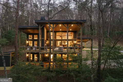 171 Huckleberry LN
