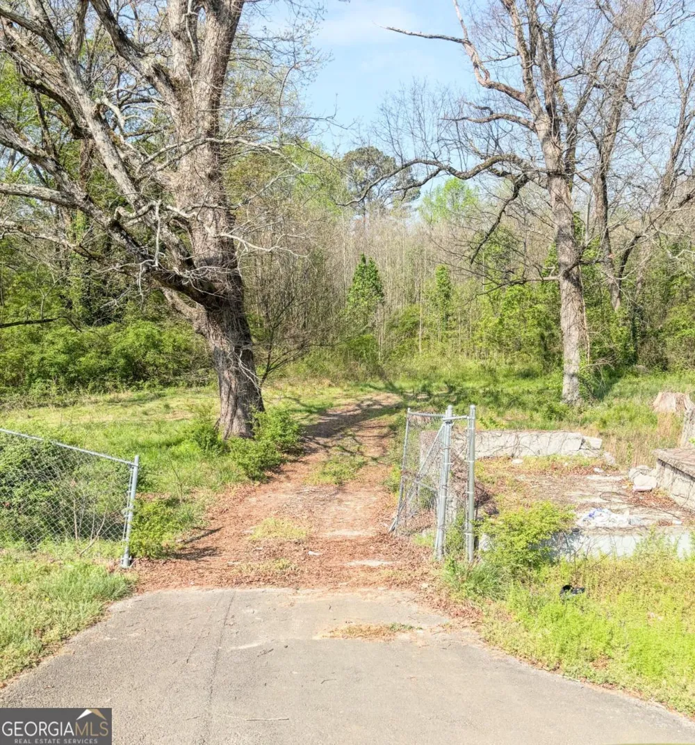 1453 Panola RD Stone Mountain, GA 30088