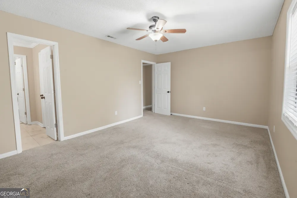 943 Madison AVE Valdosta, GA 31602
