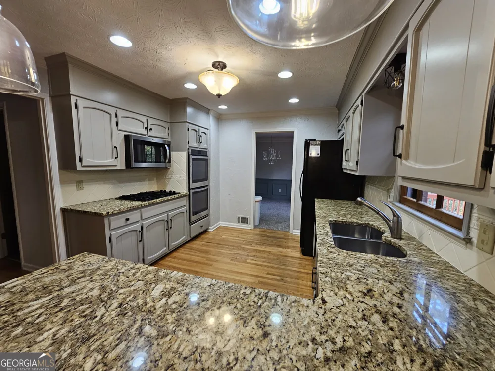 5525 Wedgewood CT SW Lilburn, GA 30047