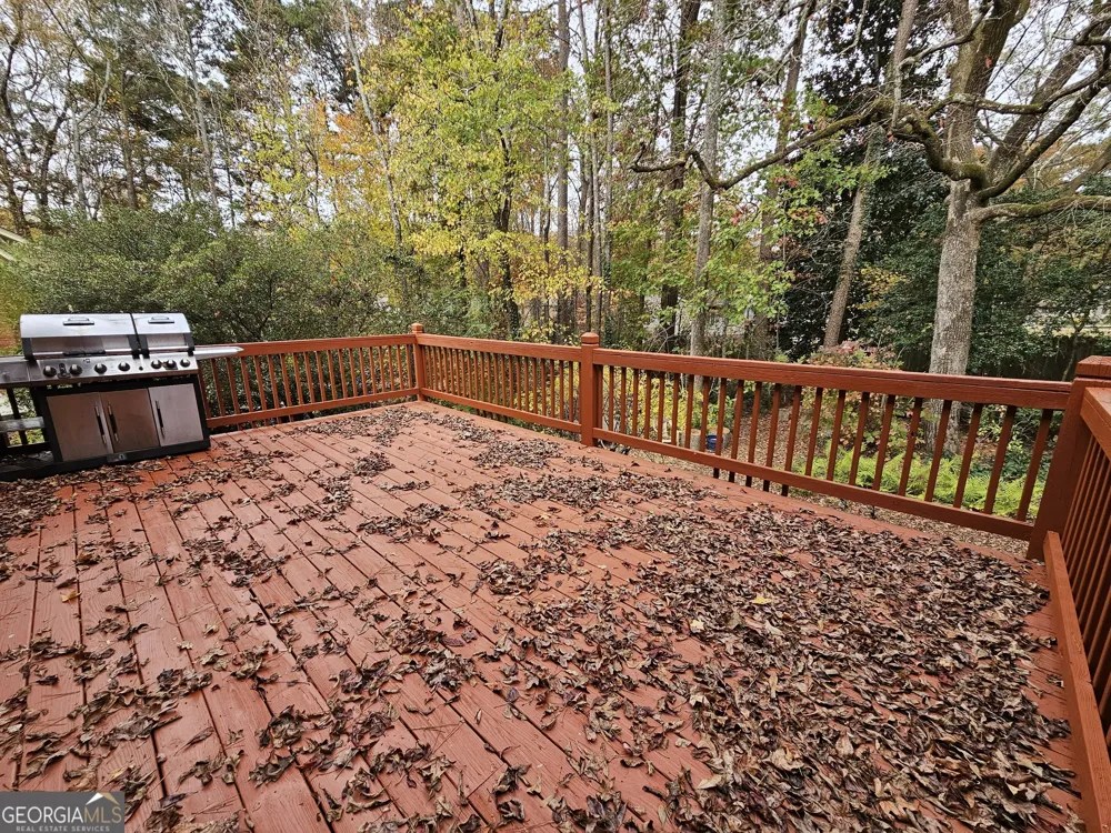 5525 Wedgewood CT SW Lilburn, GA 30047