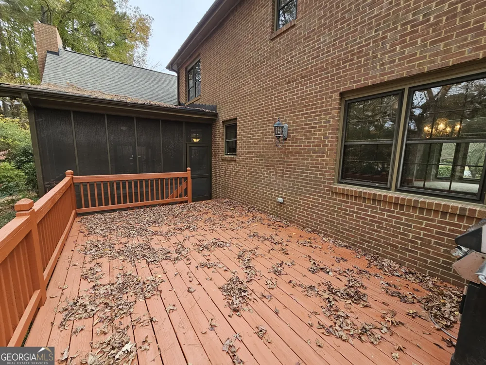 5525 Wedgewood CT SW Lilburn, GA 30047