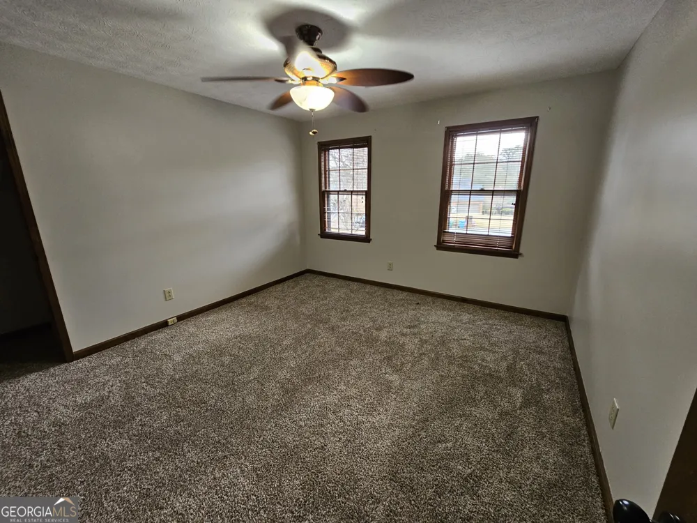 5525 Wedgewood CT SW Lilburn, GA 30047
