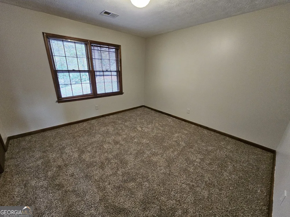 5525 Wedgewood CT SW Lilburn, GA 30047