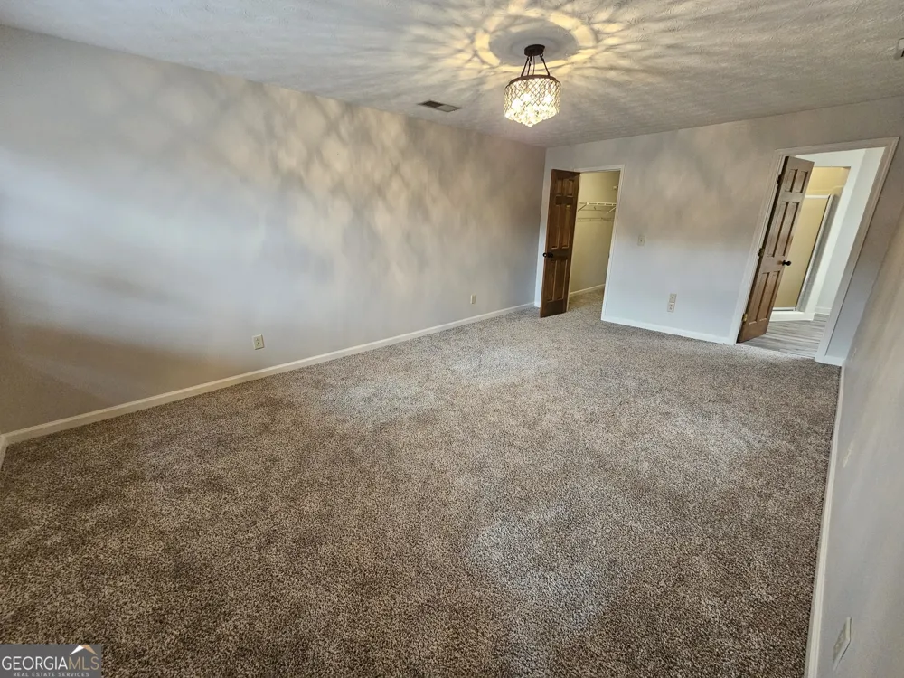5525 Wedgewood CT SW Lilburn, GA 30047