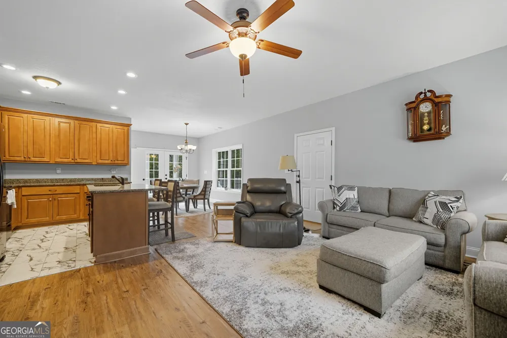 716 Old Pleasant Valley RD Talking Rock, GA 30175
