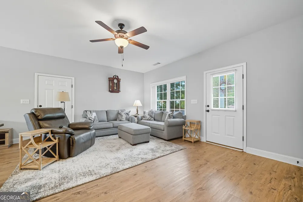 716 Old Pleasant Valley RD Talking Rock, GA 30175