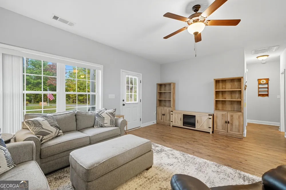 716 Old Pleasant Valley RD Talking Rock, GA 30175