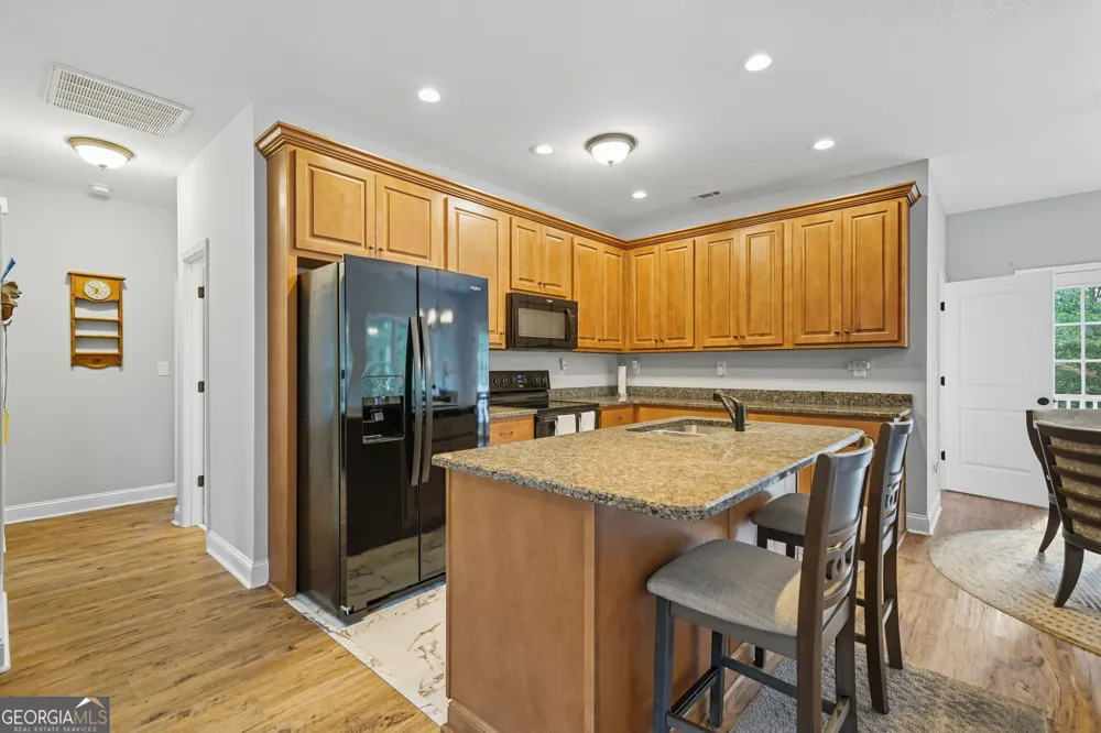 716 Old Pleasant Valley RD Talking Rock, GA 30175