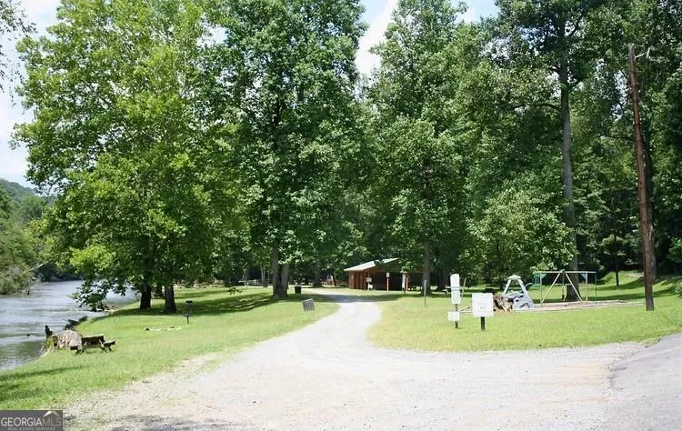 3190 Newport DR East Ellijay, GA 30540