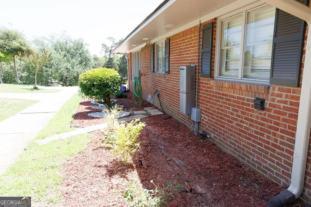211 N Broad ST Buena Vista, GA 31803