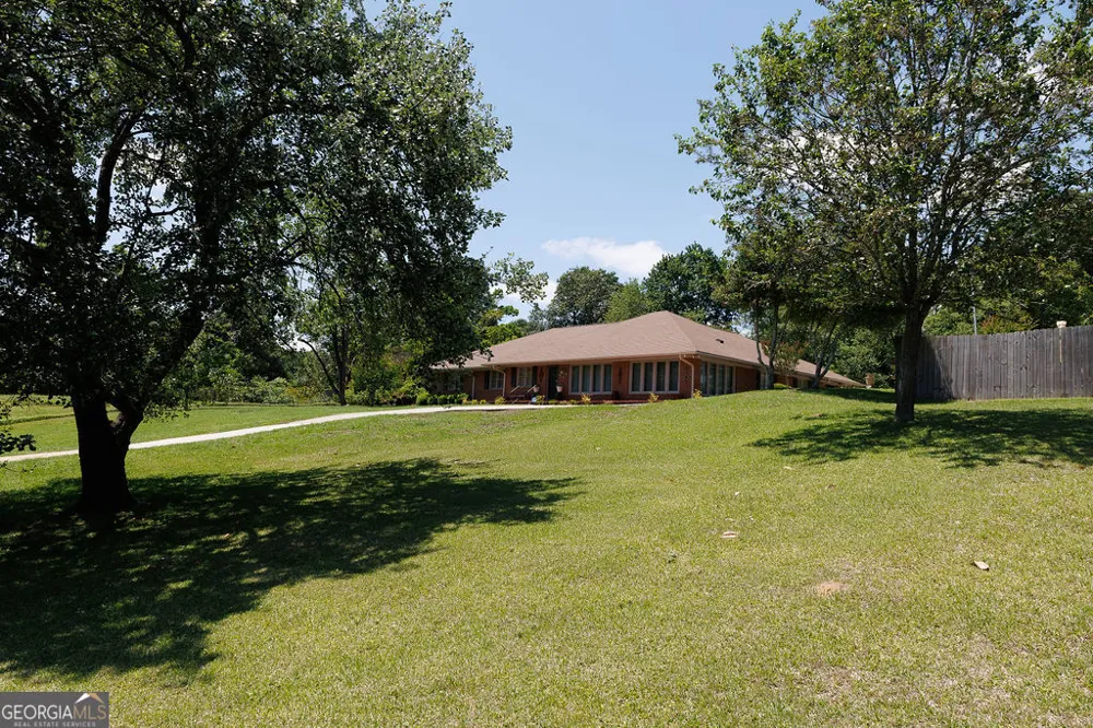 211 N Broad ST Buena Vista, GA 31803