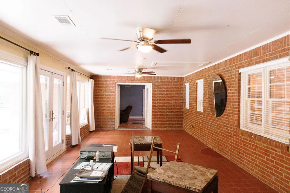 211 N Broad ST Buena Vista, GA 31803