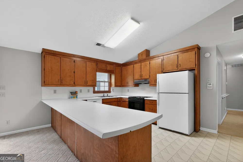 1990 Hutton DR Grayson, GA 30017