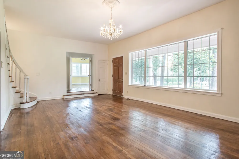 1701 Satilla BLVD Waycross, GA 31501