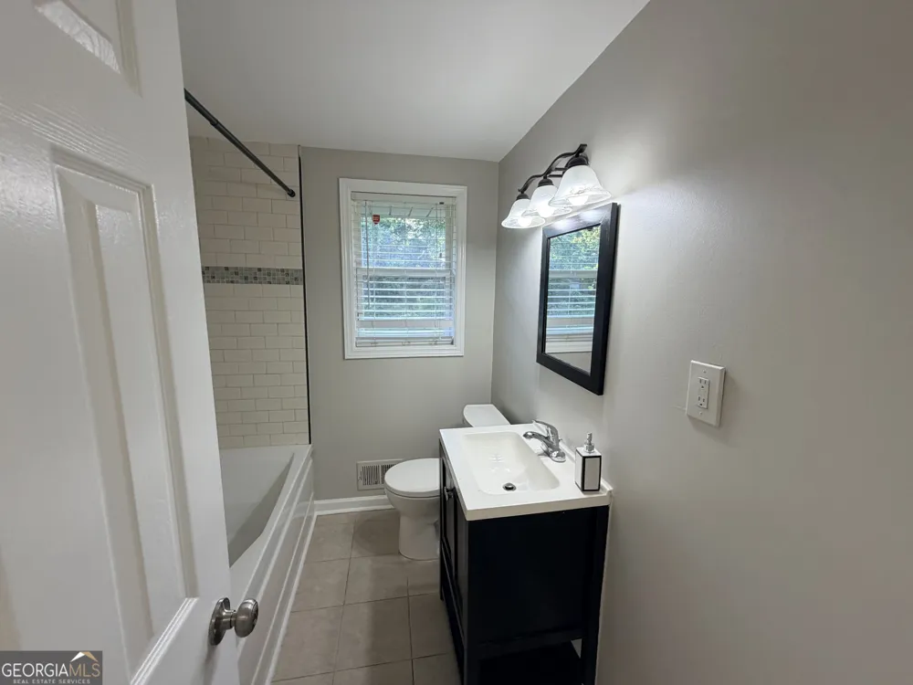 3567 Brookfield LN Decatur, GA 30032