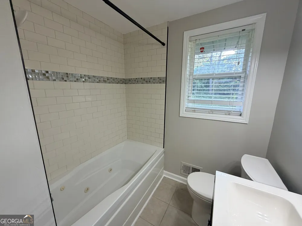 3567 Brookfield LN Decatur, GA 30032