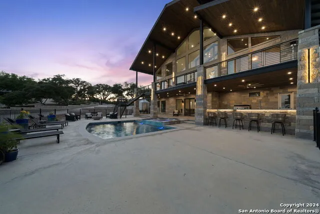 757 County Road 262 Mico, TX 78056