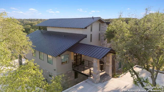 757 County Road 262 Mico, TX 78056