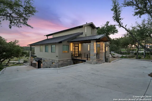 757 County Road 262 Mico, TX 78056