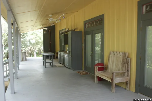 28 River Place Rd Rio Frio, TX 78879