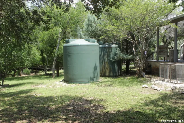 28 River Place Rd Rio Frio, TX 78879