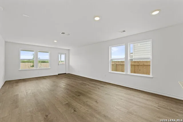 416 Raven Row Marion, TX 78124