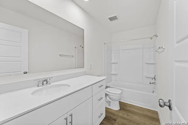 416 Raven Row Marion, TX 78124
