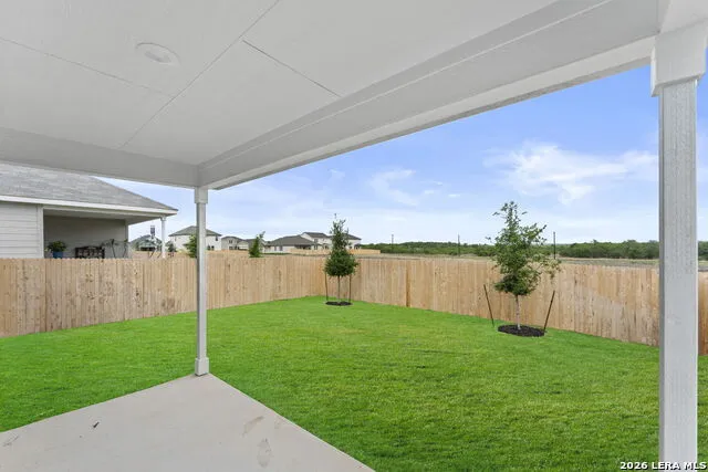 416 Raven Row Marion, TX 78124