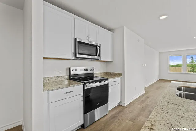416 Raven Row Marion, TX 78124