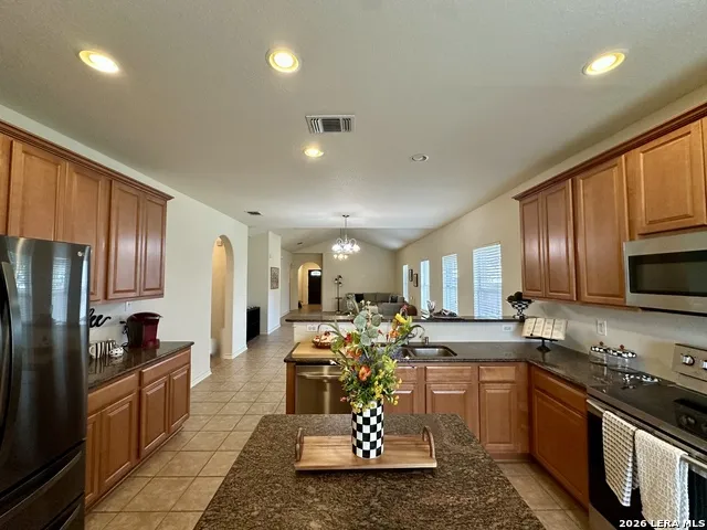 10226 HOMBURG RNCH Helotes, TX 78023