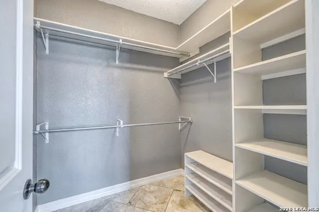 8 Valley View Uvalde, TX 78801