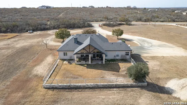 8 Valley View Uvalde, TX 78801