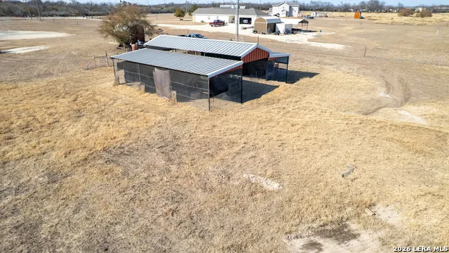 8 Valley View Uvalde, TX 78801