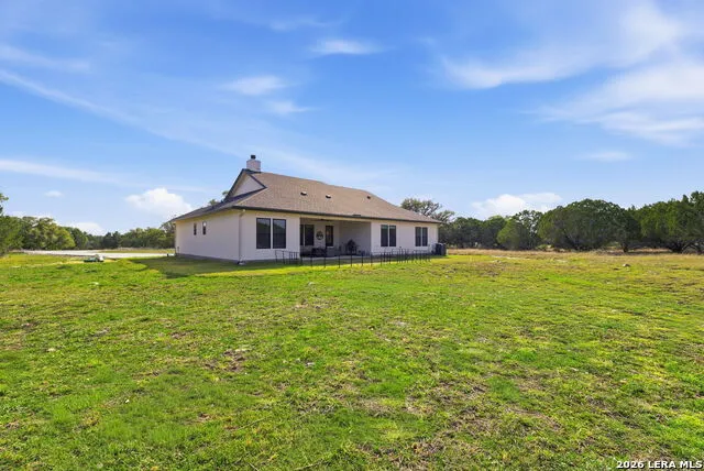541 Rio Azul Pipe Creek, TX 78063