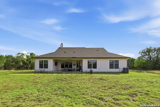 541 Rio Azul Pipe Creek, TX 78063