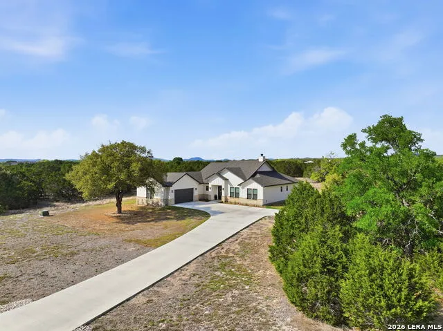 541 Rio Azul Pipe Creek, TX 78063