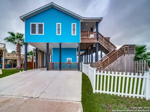 610 Sand Dollar Circle