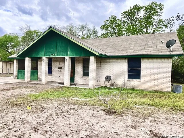 500 S MINNEAPOLIS ST Beeville, TX 78102