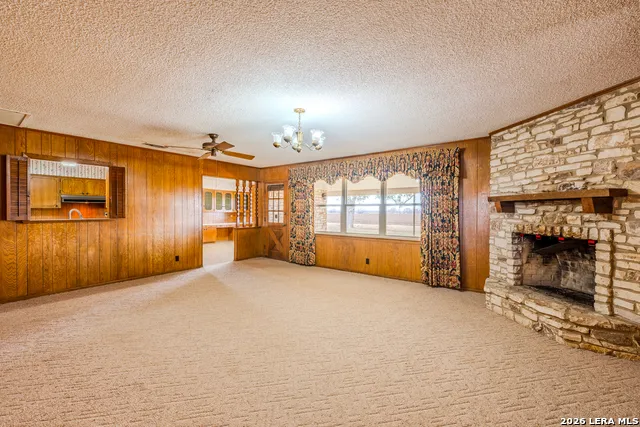 3830 County Road 541 Hondo, TX 78861